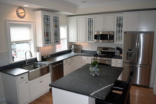 2nd image of 40 Cook St