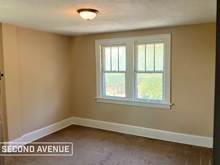 24 E Mapledale Ave — Photo 11