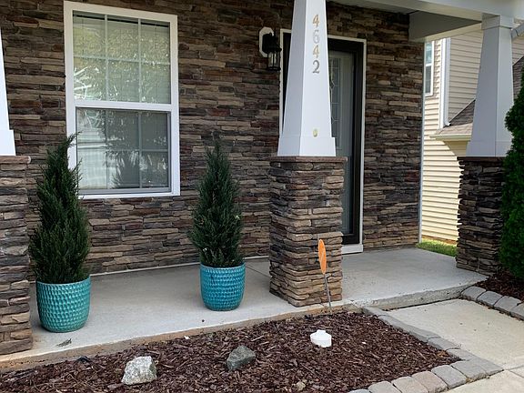 Beautiful stone accents.