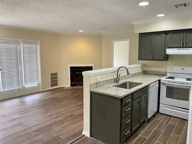 1st image of 2436 E 10th St #10466837