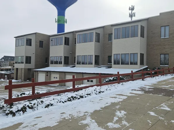 212 Broadway Ave N #C4, Albert Lea, MN 56007