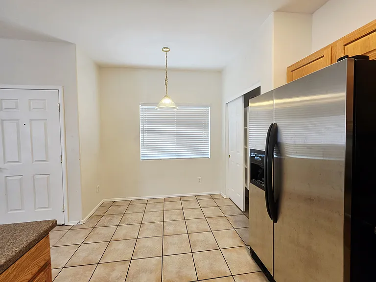 1571 Rusty Ridge Ln — Photo 8