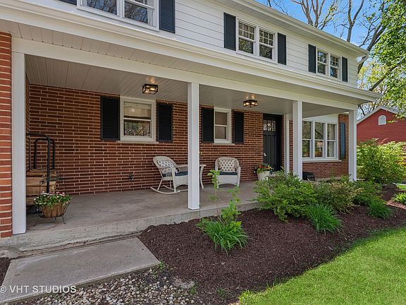 4th image of 27W733 Greenview Ave