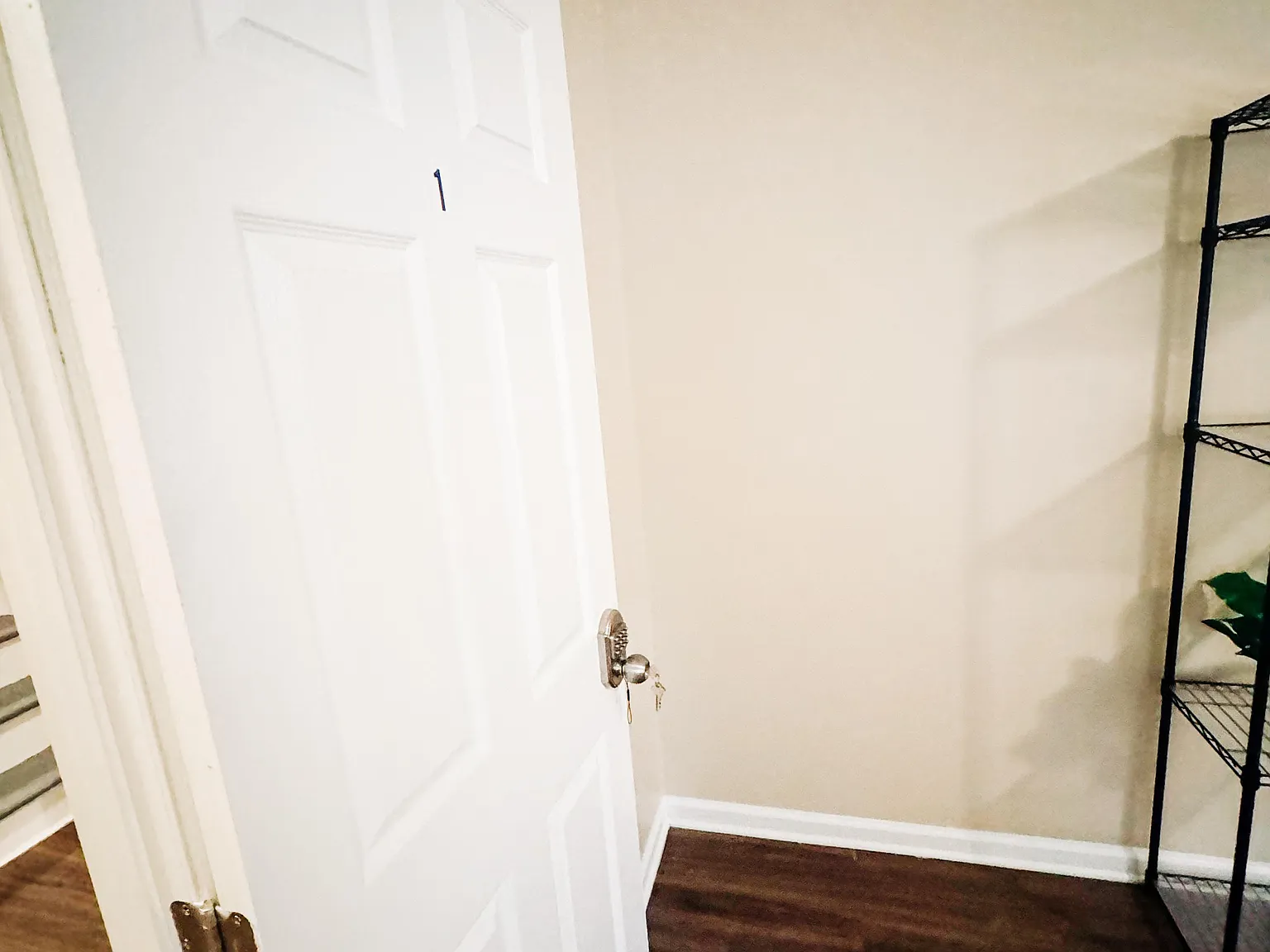 4 bed, 4.0 bath, 2700 sqft, $750 — Photo 3