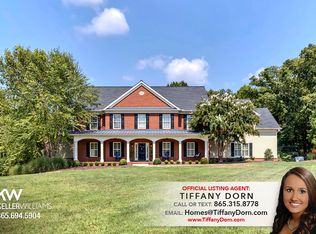 1035 Henderson Ln, Knoxville, TN 37922