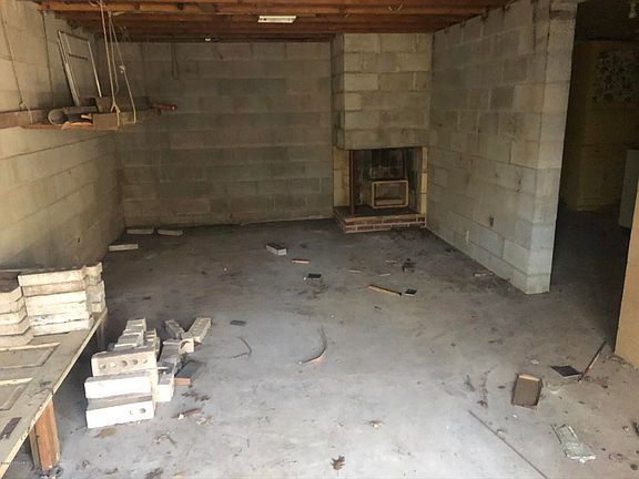 4th image of 8947 Dunewood Dr