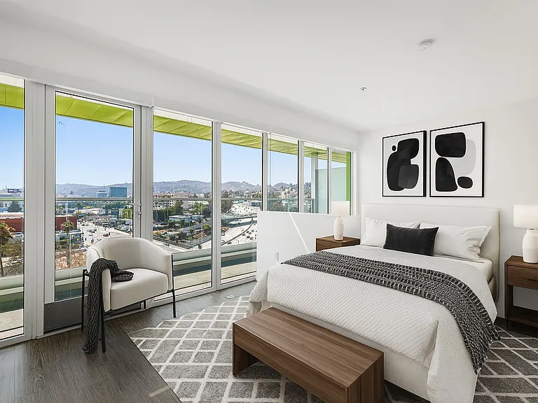 Fusion Hollywood - Bedroom