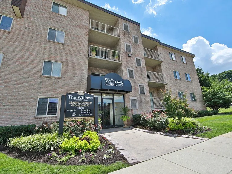 The Willows Apartment Homes — Photo 20