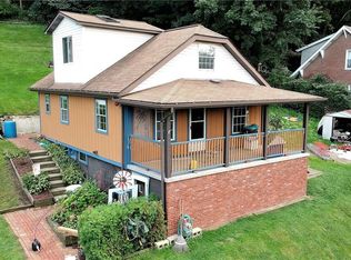 187 Oak St, Ambridge, PA 15003