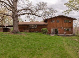 700 Timberhill Rd, Columbia, MO 65201