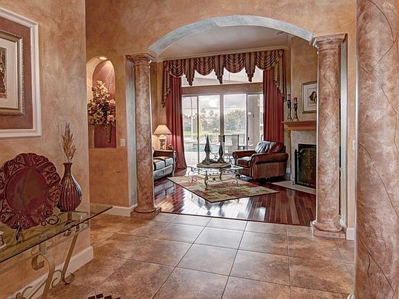 4th image of 14041 Sierra Vista Dr