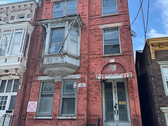 3rd image of 168 Clinton Avenue