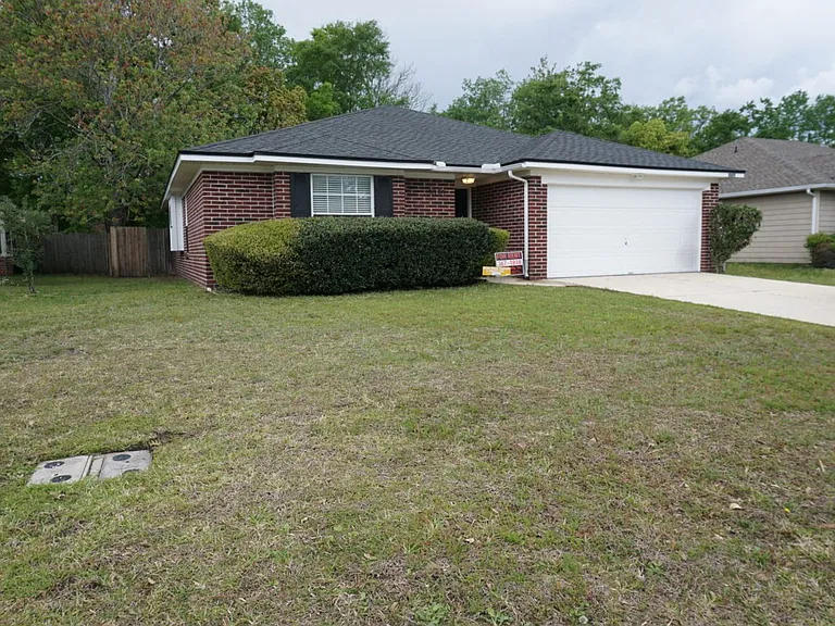 5050 Acre Estates Dr W — Photo 1