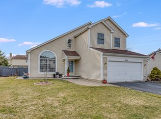 448 Springwood Ln, Bolingbrook, IL 60440