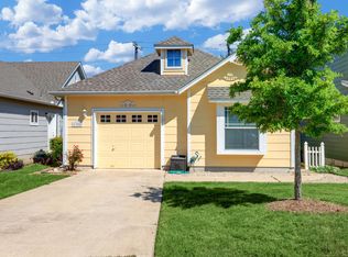 1308 E 3rd St, Georgetown, TX 78626