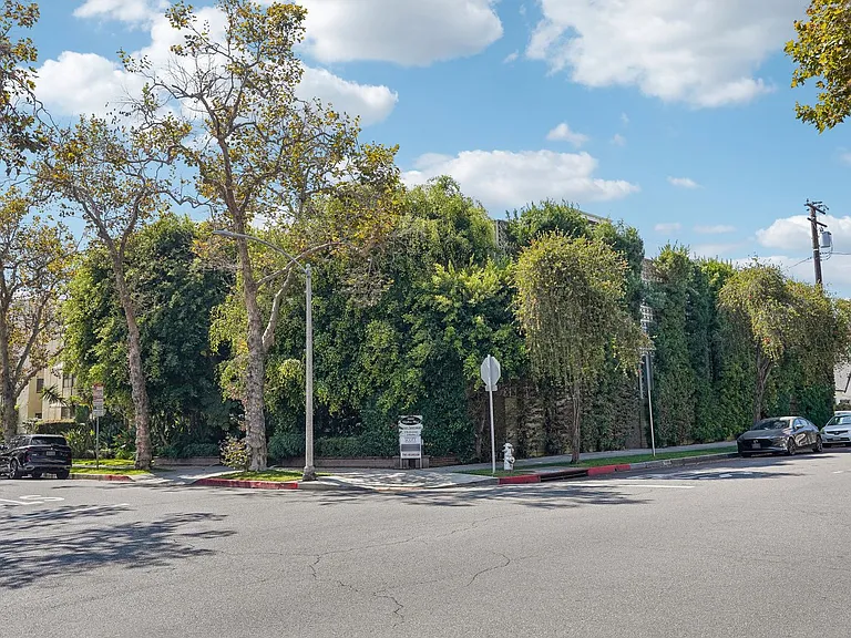9000 Clifton Way — Photo 19