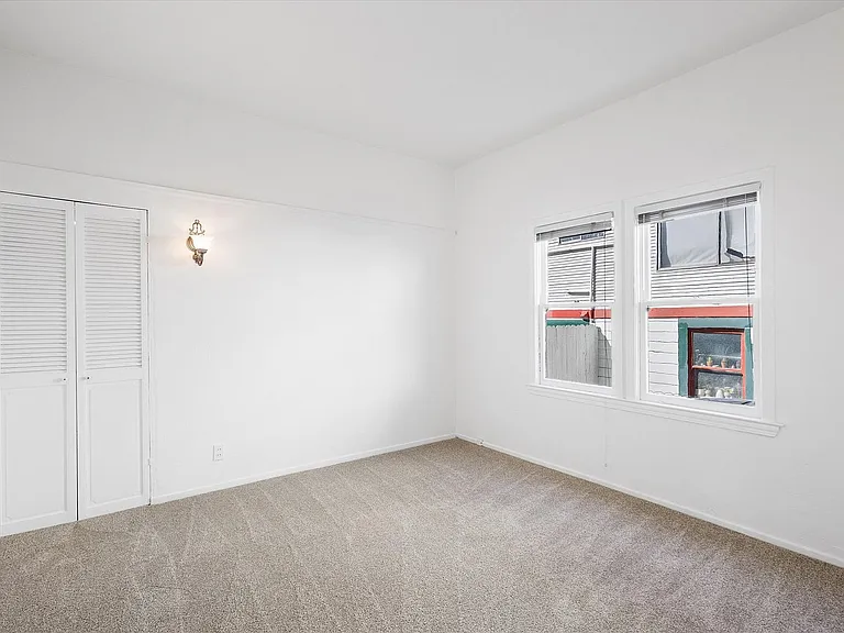 1087 Park Ave — Photo 18