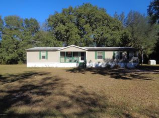 144 Pine Dr, Interlachen, FL 32148