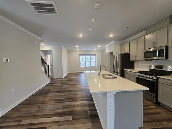 2nd image of 1856 Poe Farm Ave