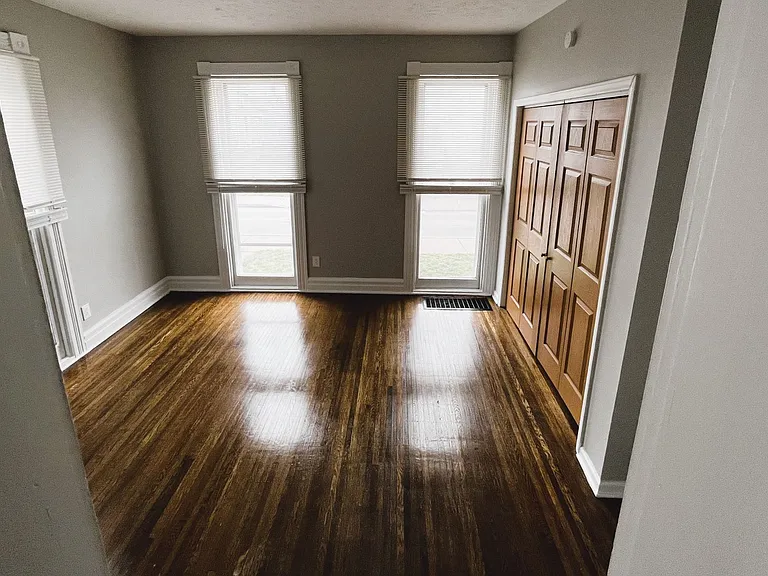 32 Tracy St — Photo 11