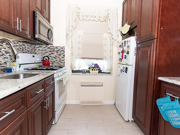 3rd image of 73-51 Bell Blvd APT 4D
