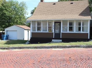615 George St, Alton, IL 62002