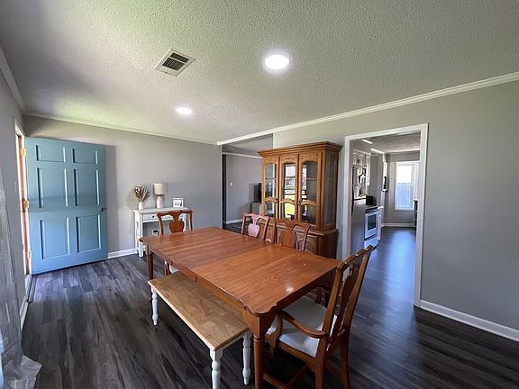 2nd image of 2493 Hummingbird Dr