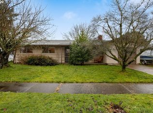 14034 SE Market St, Portland, OR 97233