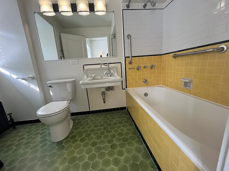 1400 N St #5 — Photo 3