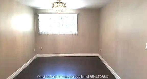 4th image of 2050 Longfellow Ave