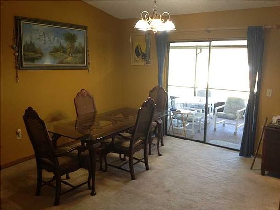 5th image of 331 Fox Lake Dr