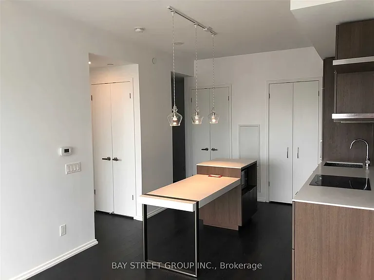 197 Yonge St #3801 — Photo 9