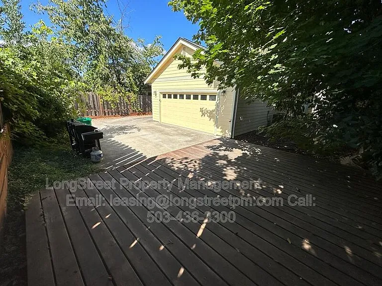 4833 NE 18th Ave — Photo 17
