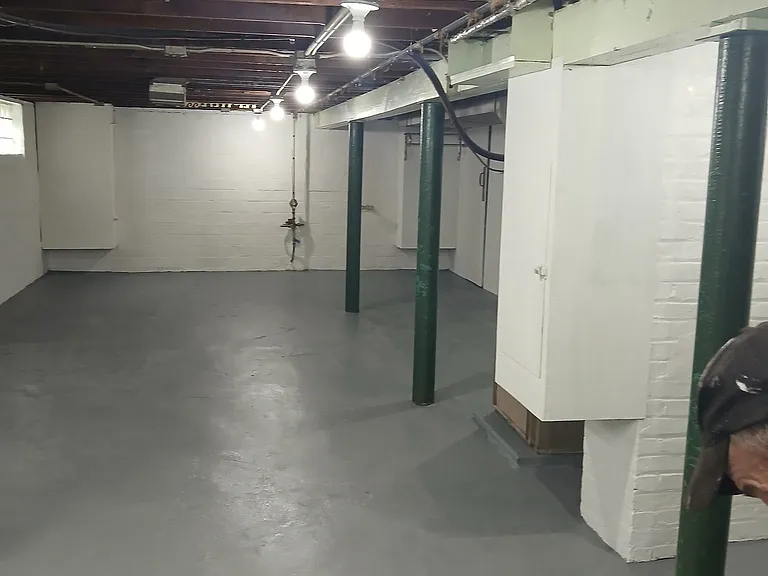 6010 Bradley Ave — Photo 9