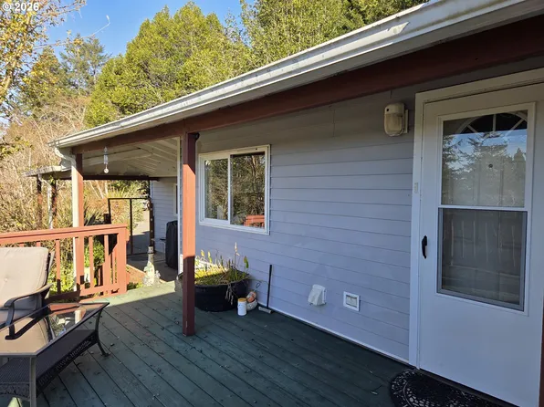 96420 Alder Ridge Rd, Brookings, OR 97415