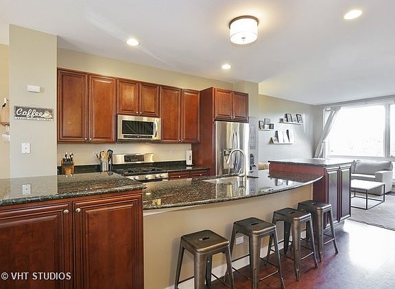 3rd image of 2838 N Riverwalk Dr