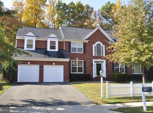 2042 Powells Landing Cir, Woodbridge, VA 22191