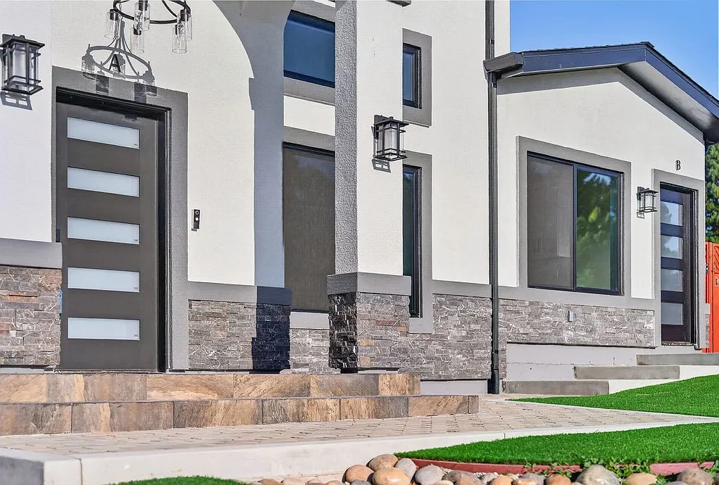 4 bed, 2300 sqft, $6,777 — Photo 3