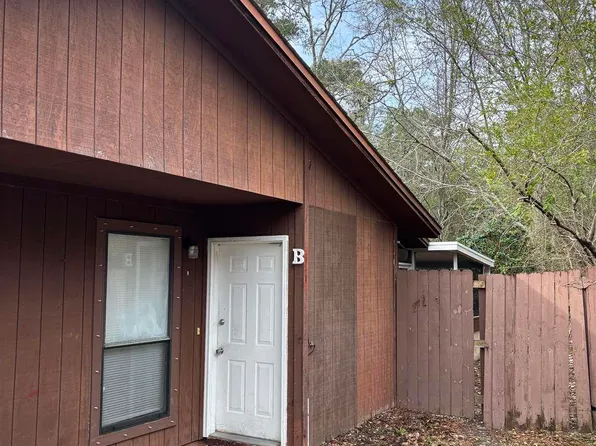 8380 Country Walk Dr APT B, Pensacola, FL 32514