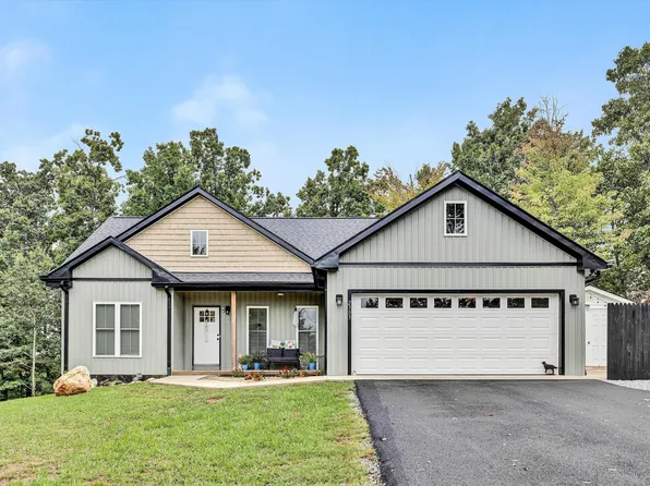 2303 Falling Creek Rd, Bedford, VA 24523