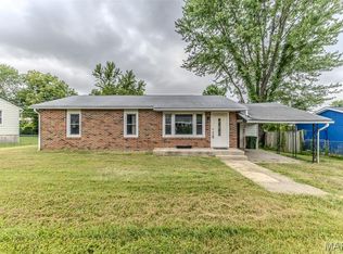 520 Keeton Rd, Rolla, MO 65401