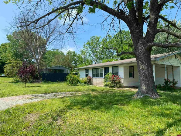 100 W Houser Dr, Gassville, AR 72635