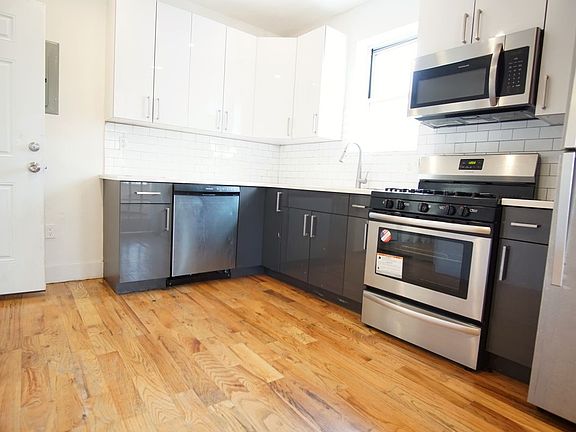 2nd image of 60-90 Flushing Ave #1A
