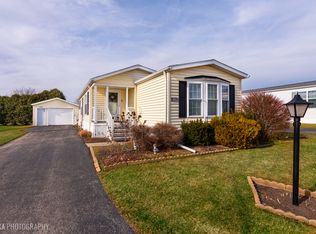 818 Cayuga Trl, Marengo, IL 60152
