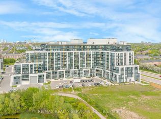 405 Dundas St W #606, Oakville, ON L6M 4M2