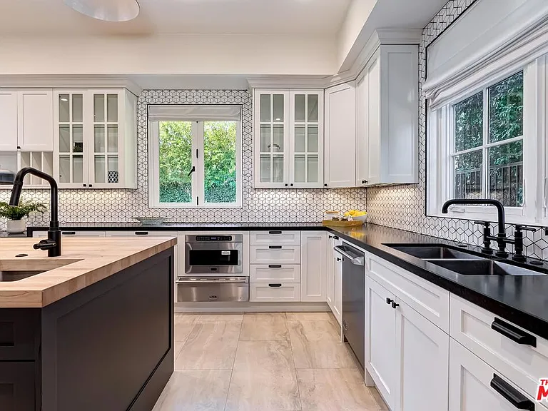 9767 Monte Mar Dr — Photo 17