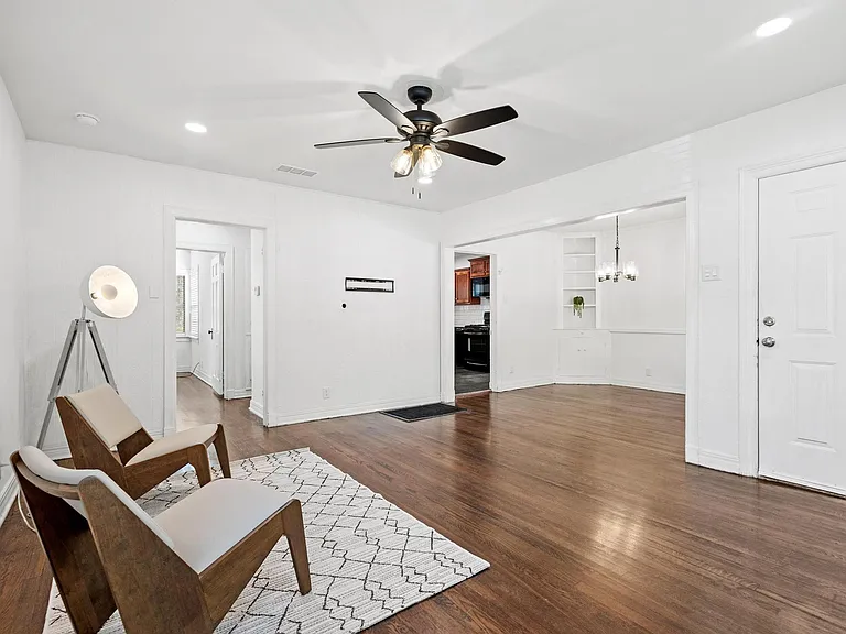82 Vaughn Dr — Photo 6