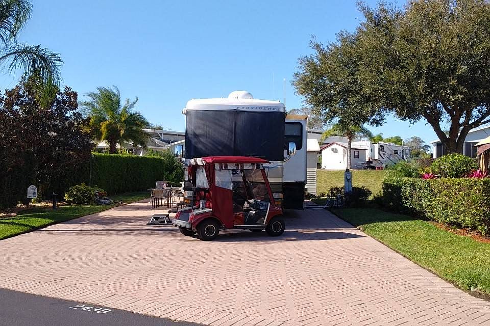 1st image of 2438 Saint George Dr