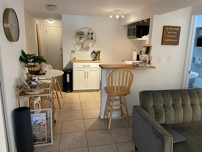 2112 Curtis St — Photo 14