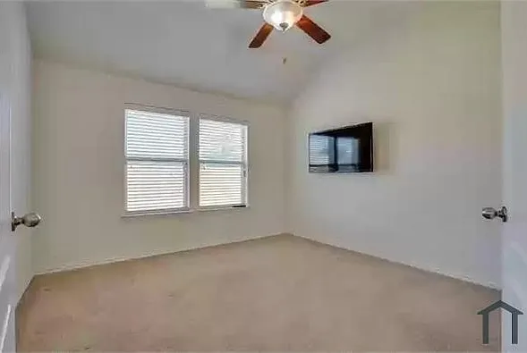 1412 Rose Bud Ct — Photo 15